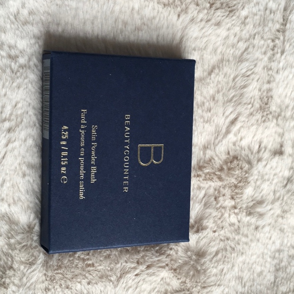 BRAND NEW! BeautyCounter Satin Powder Blush in Date